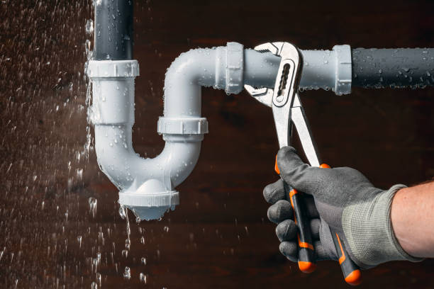 Professional Drain Cleaning technician working in Calimesa, CA